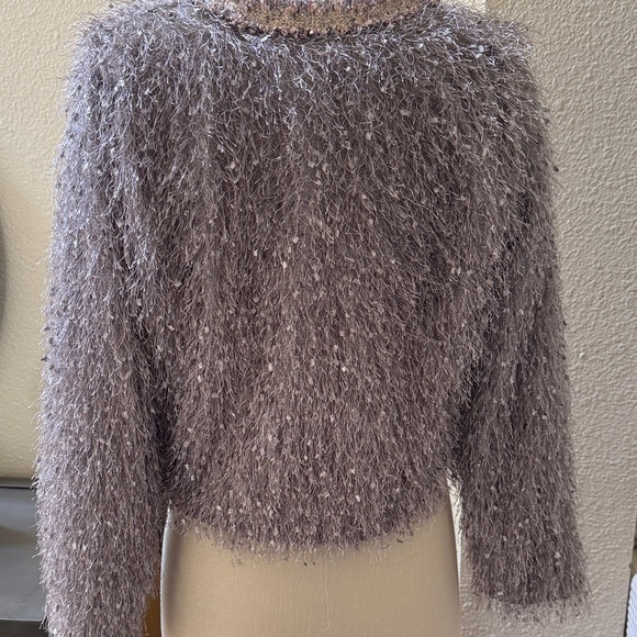 Stylist Fuzzy Cardigan in Gray - Picture 6 of 7